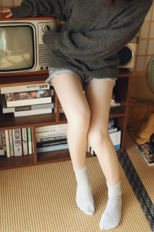 午夜香吻高清视频观看